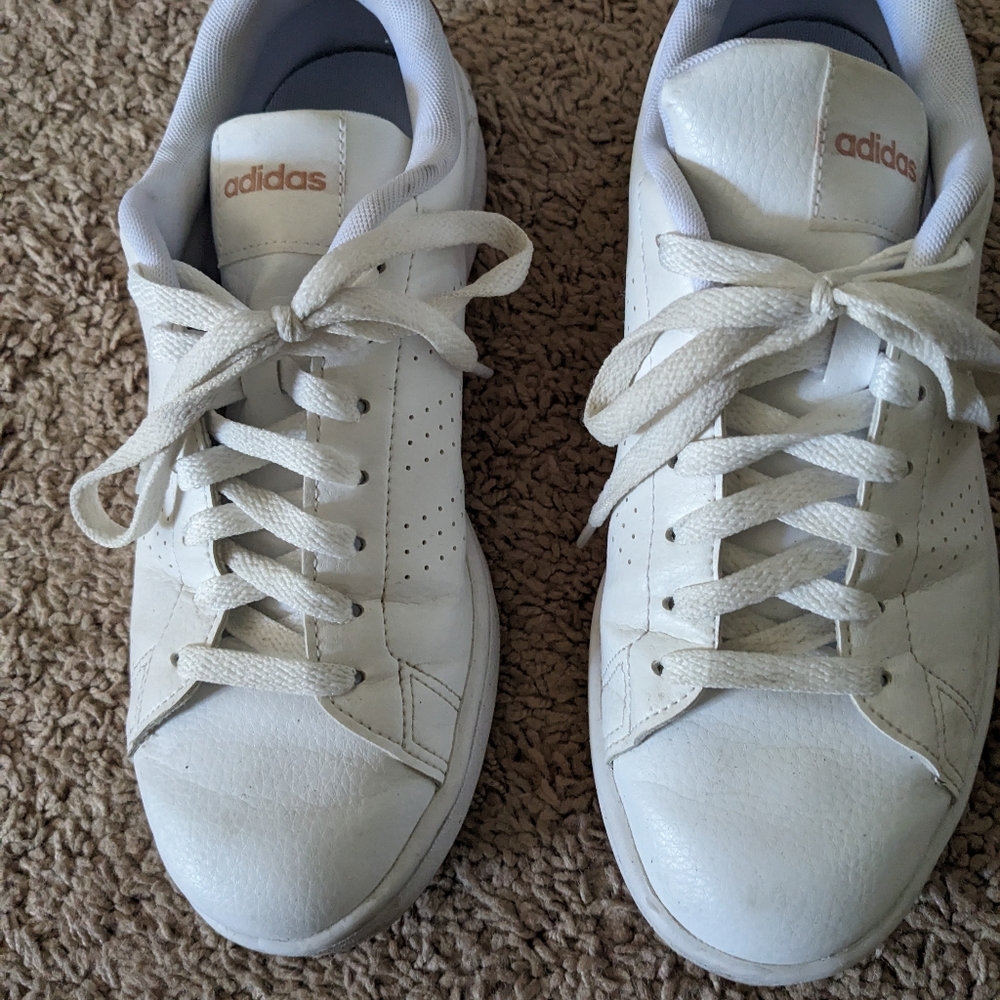 Adidas Sneakers